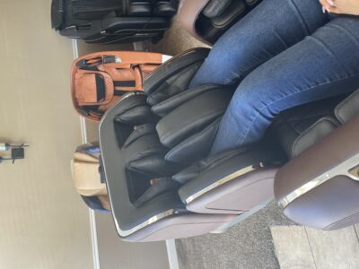Long Legs/Short Legs - Fitting in a Massage Chair - IMG 0377